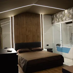 rebecca-house.catania-hotels.net/